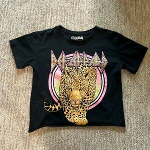 Girls cute cheetah shirt size L 10/12
